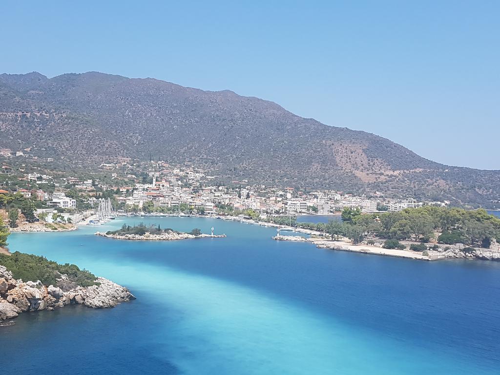 Pansion Marousa Méthana Exteriér fotografie